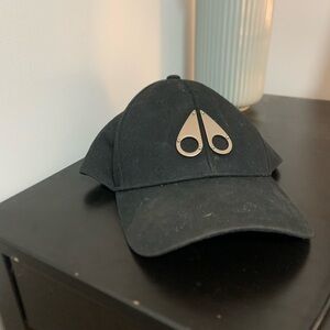 Unisex Moose Knuckles Hat Black